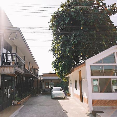 مبيت وإفطار Sleepy House تْشينيغْرايْ المظهر الخارجي الصورة