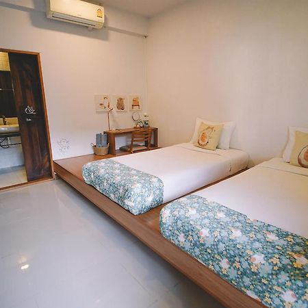 مبيت وإفطار Sleepy House تْشينيغْرايْ المظهر الخارجي الصورة